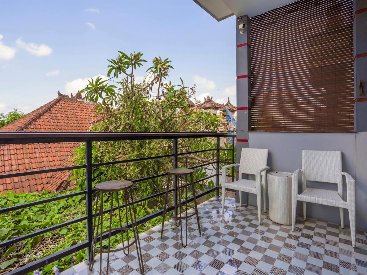 Oyo 3852 Valomia Guest House Ντενπασάρ Εξωτερικό φωτογραφία