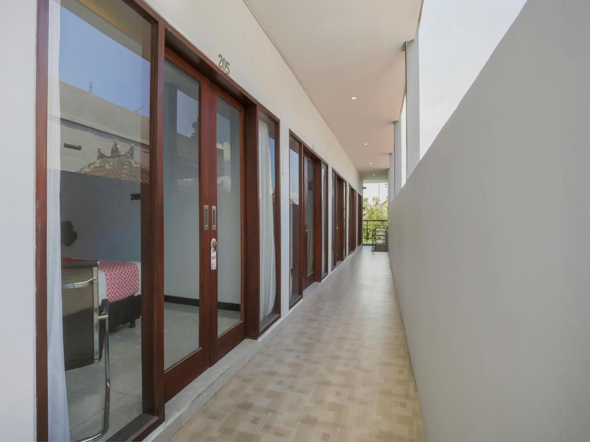 Oyo 3852 Valomia Guest House Ντενπασάρ Εξωτερικό φωτογραφία